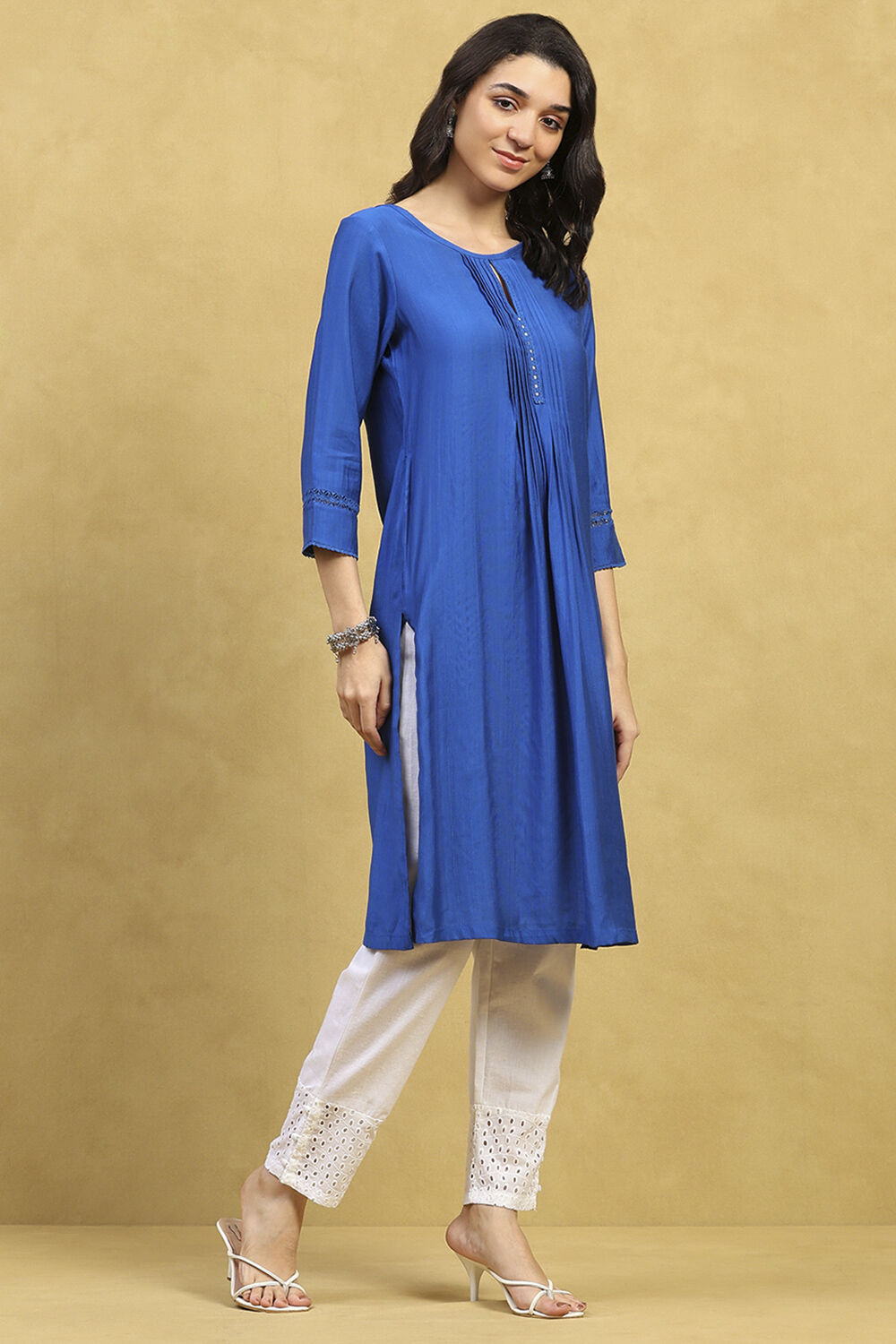 Blue Solid Straight Kurta image number 4