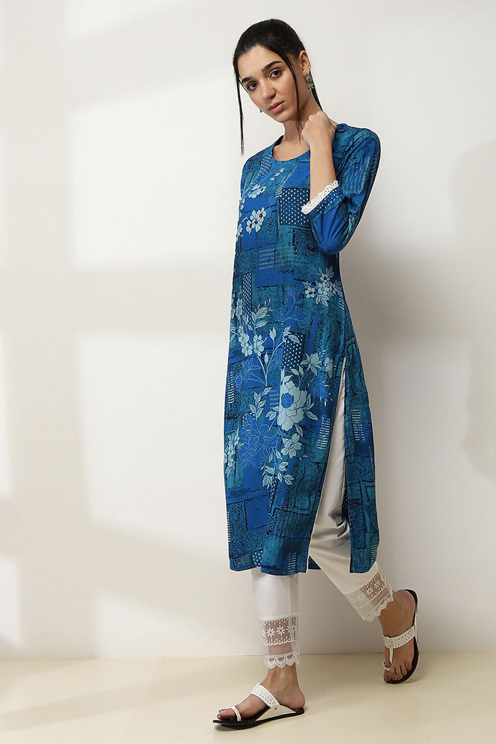Indigo Viscose Rayon Straight Kurta image number 2