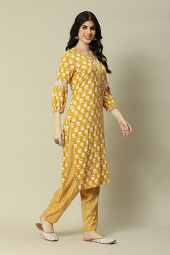 Mustard LIVA Straight Printed Kurta Palazzo Suit Set image number 5