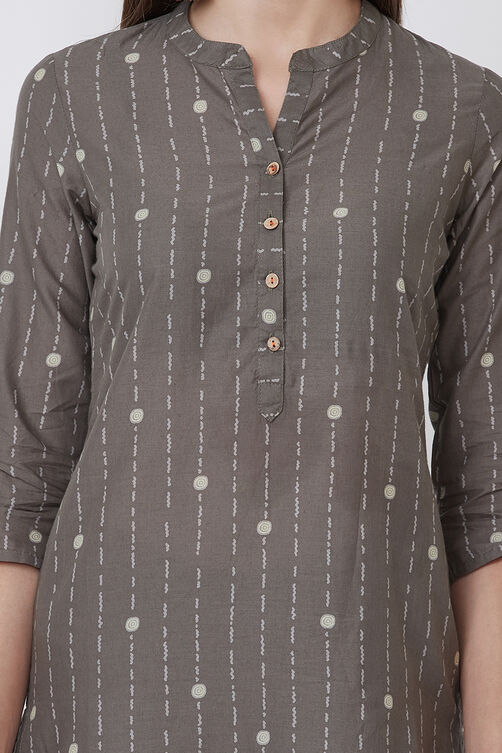 Olive Green Cotton And Cambric Straight Kurta image number 1