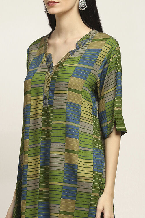 Olive Green Viscose Rayon Printed Straight Kurta image number 1