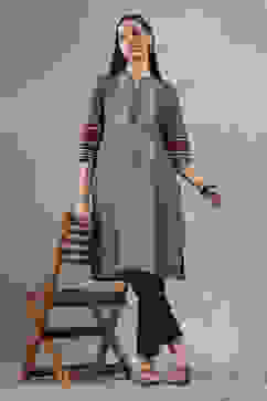 Black Cotton Textured Straight Kurta image number 0