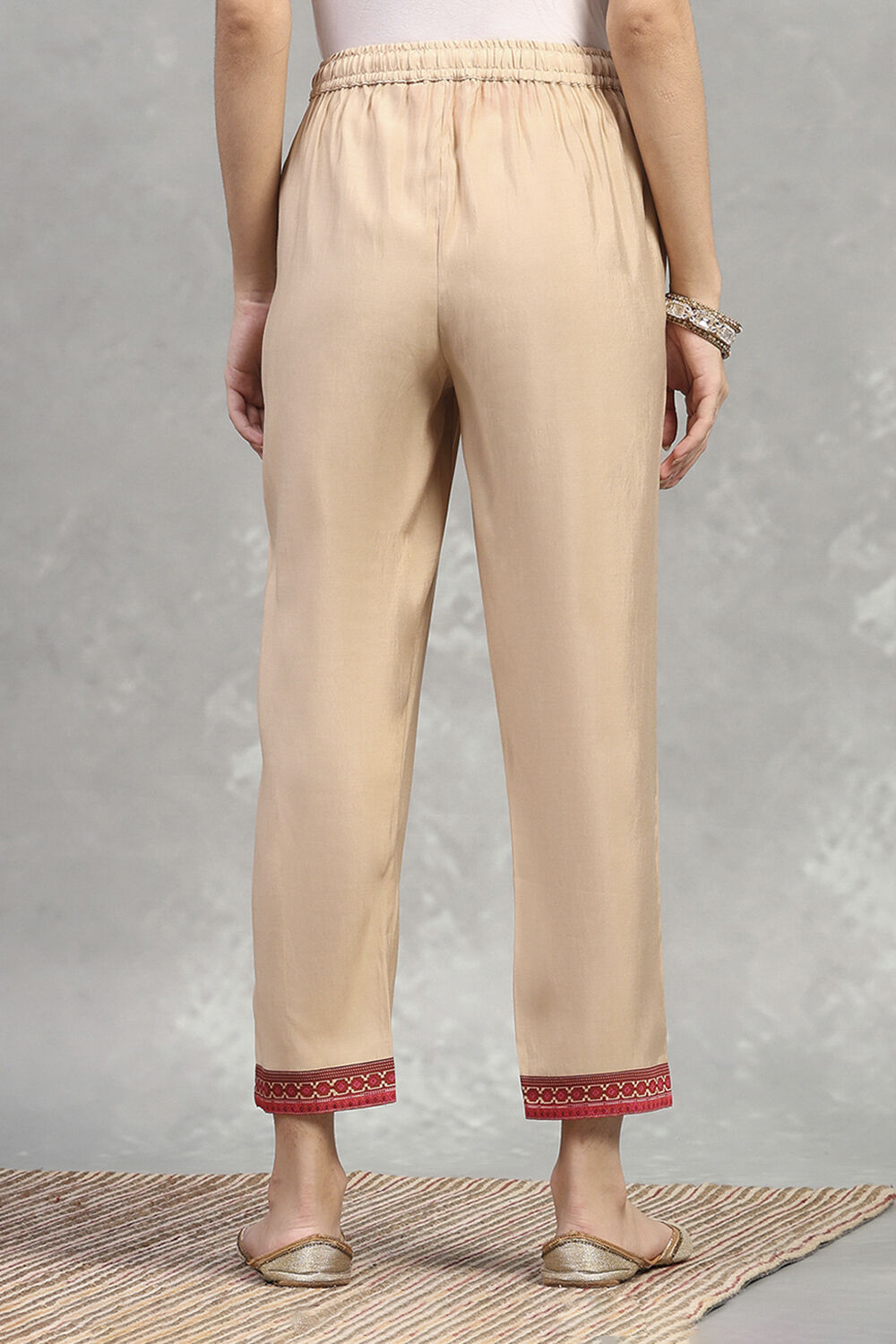 Gold Viscose Blend Solid Straight Pants image number 5