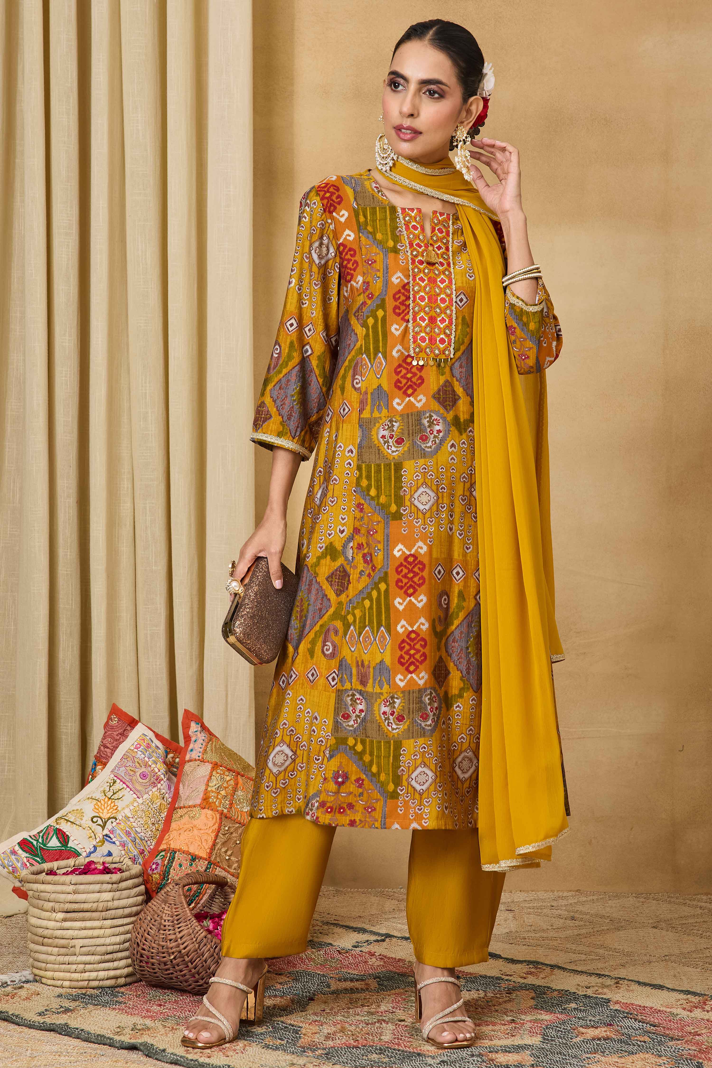 Yellow Viscose Blend Straight Printed Suit Set image number 5