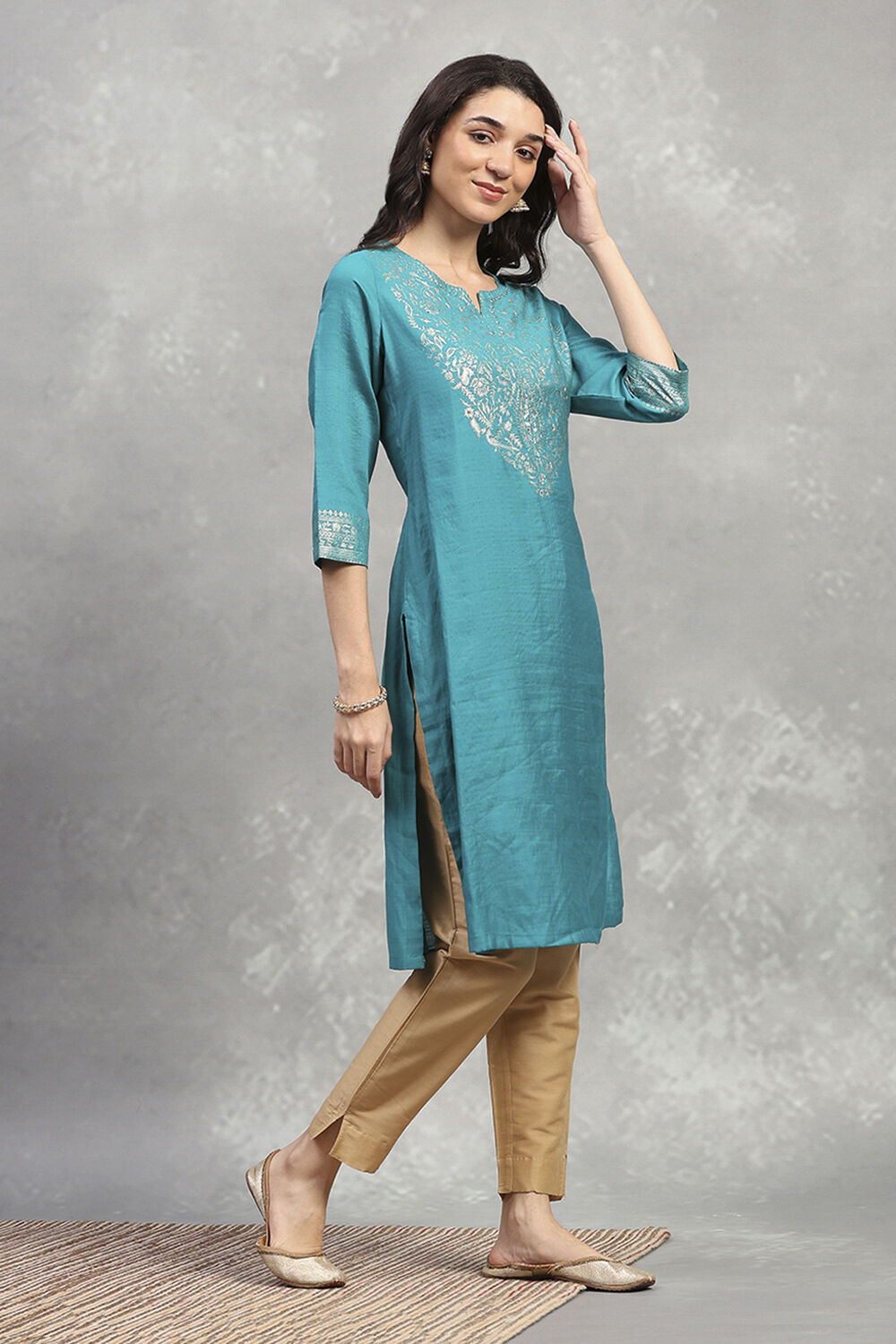 Teal Viscose Blend Solid Straight Kurta image number 4