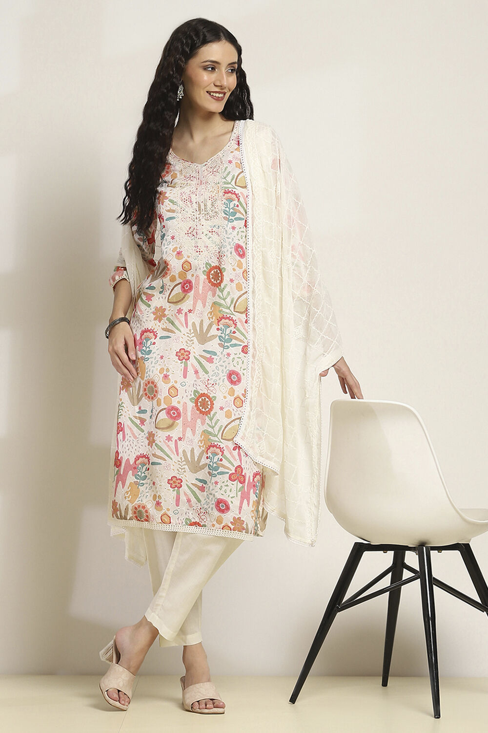 Off-White Cotton Floral Straight Suit Set image number 0