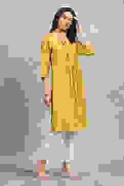 Yellow Solid Straight Kurta image number 4