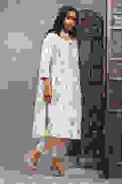 Off White Viscose Blend Printed Straight Suit Set image number 5