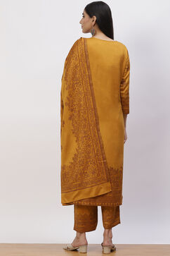Mustard Acrylic Straight Suit Set image number 5