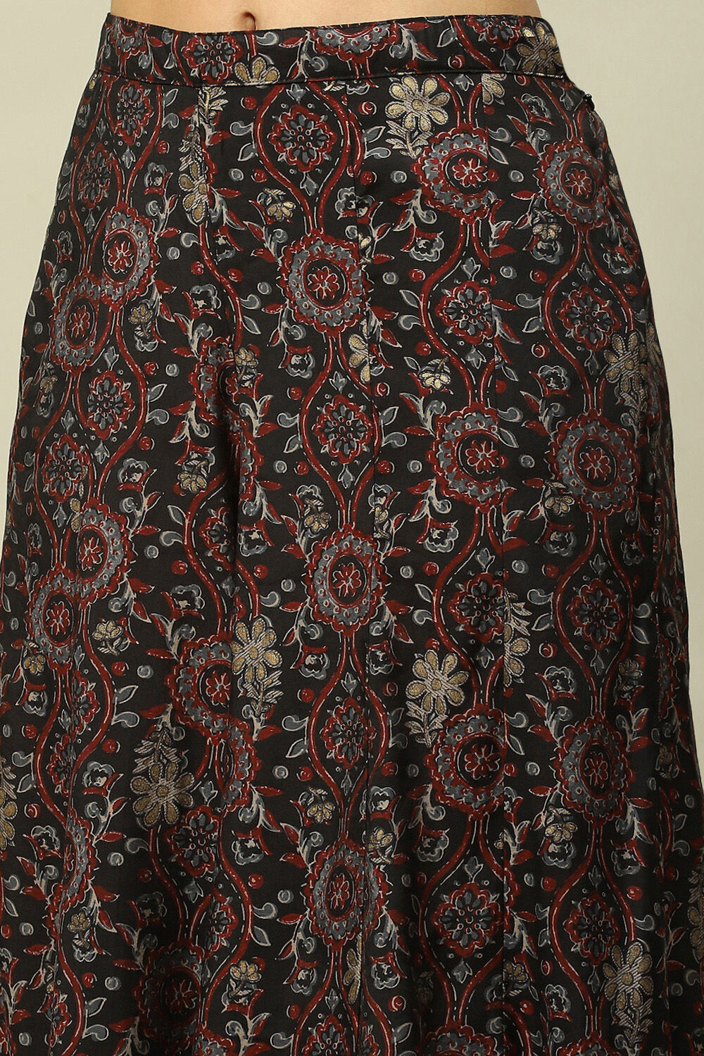 Black Viscose Blend Straight Printed Kurta Palazzo Suit Set image number 2