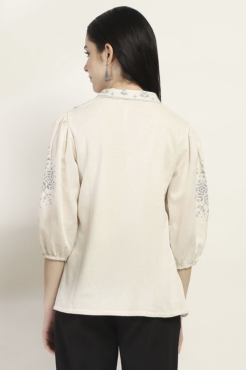 White Printed Straight Shirt-Style Indie Top image number 3