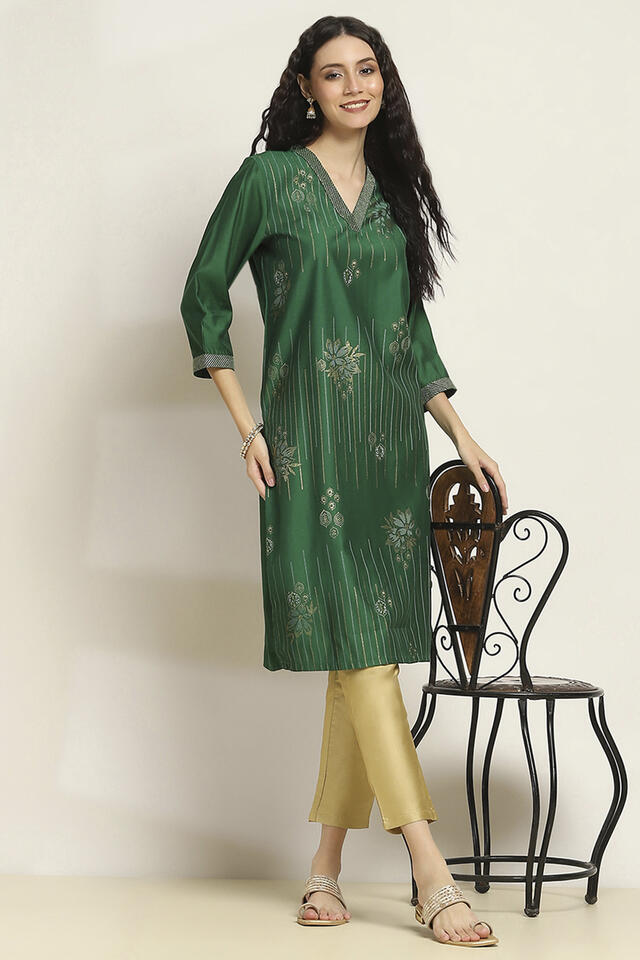 Rangriti Viscose Blend Printed Straight Kurta in Green