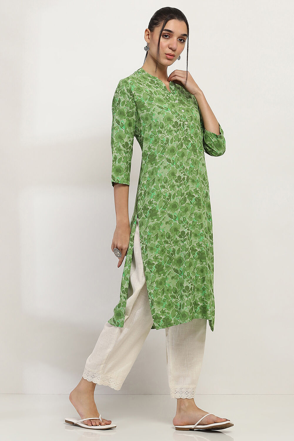 Sage Green Printed Straight Kurta image number 4