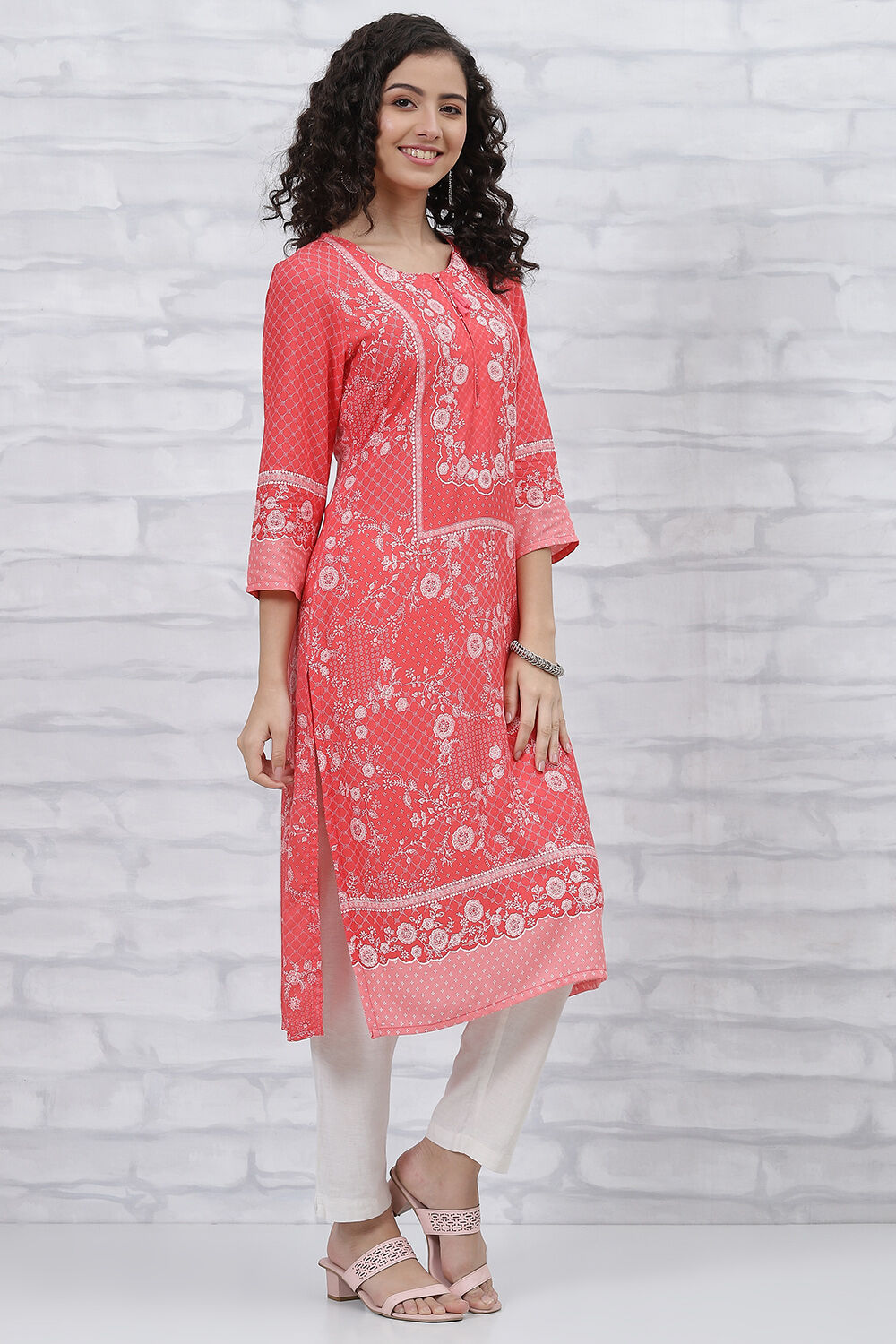 Coral LIVA Straight Kurta image number 3