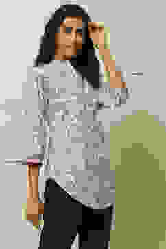 Light Pink Cambric Floral Printed Straight Kurti image number 4