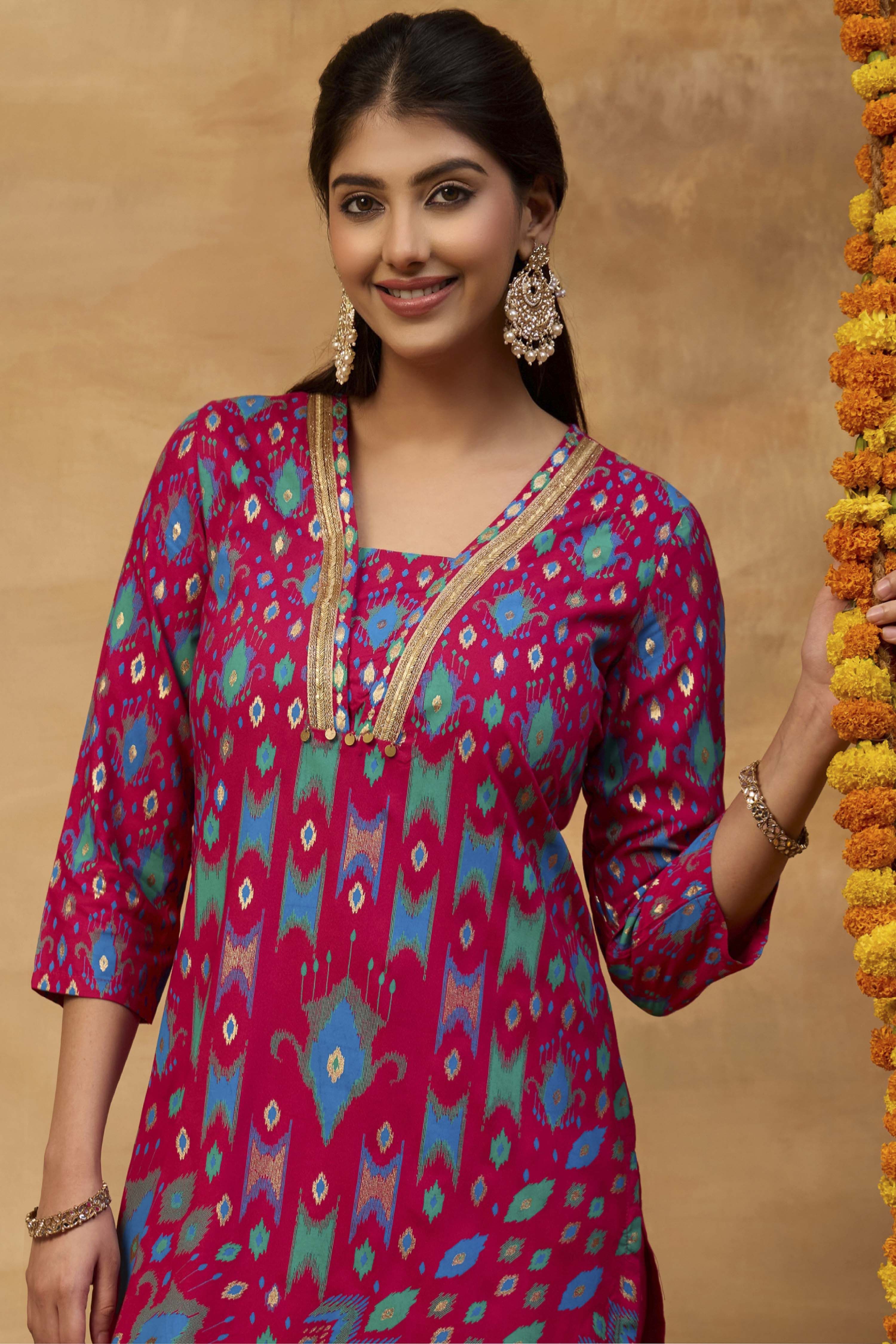 Fuschia Viscose Rayon Straight Printed  image number 1