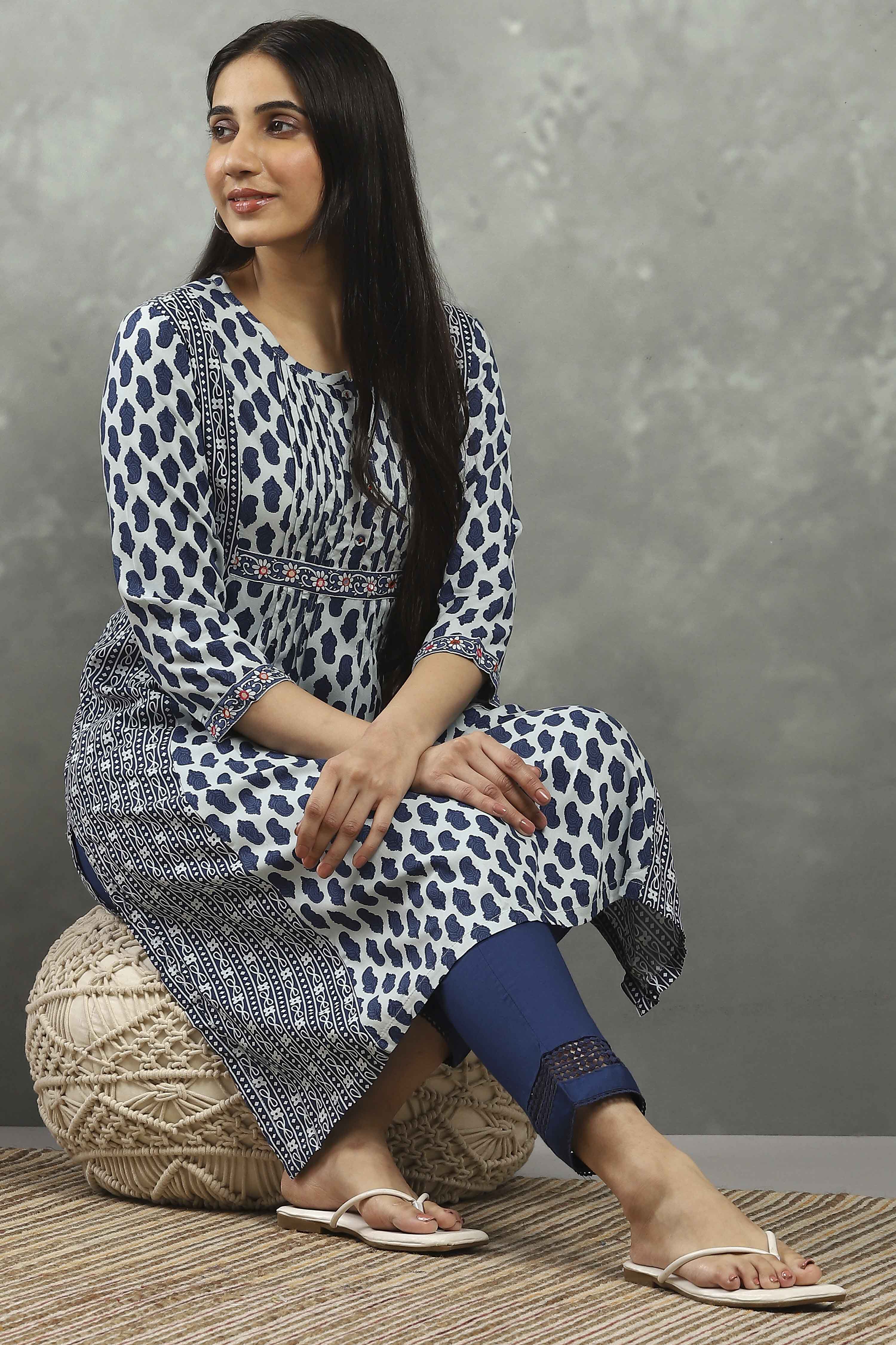 Blue Viscose Straight Kurta Pants Set image number 0