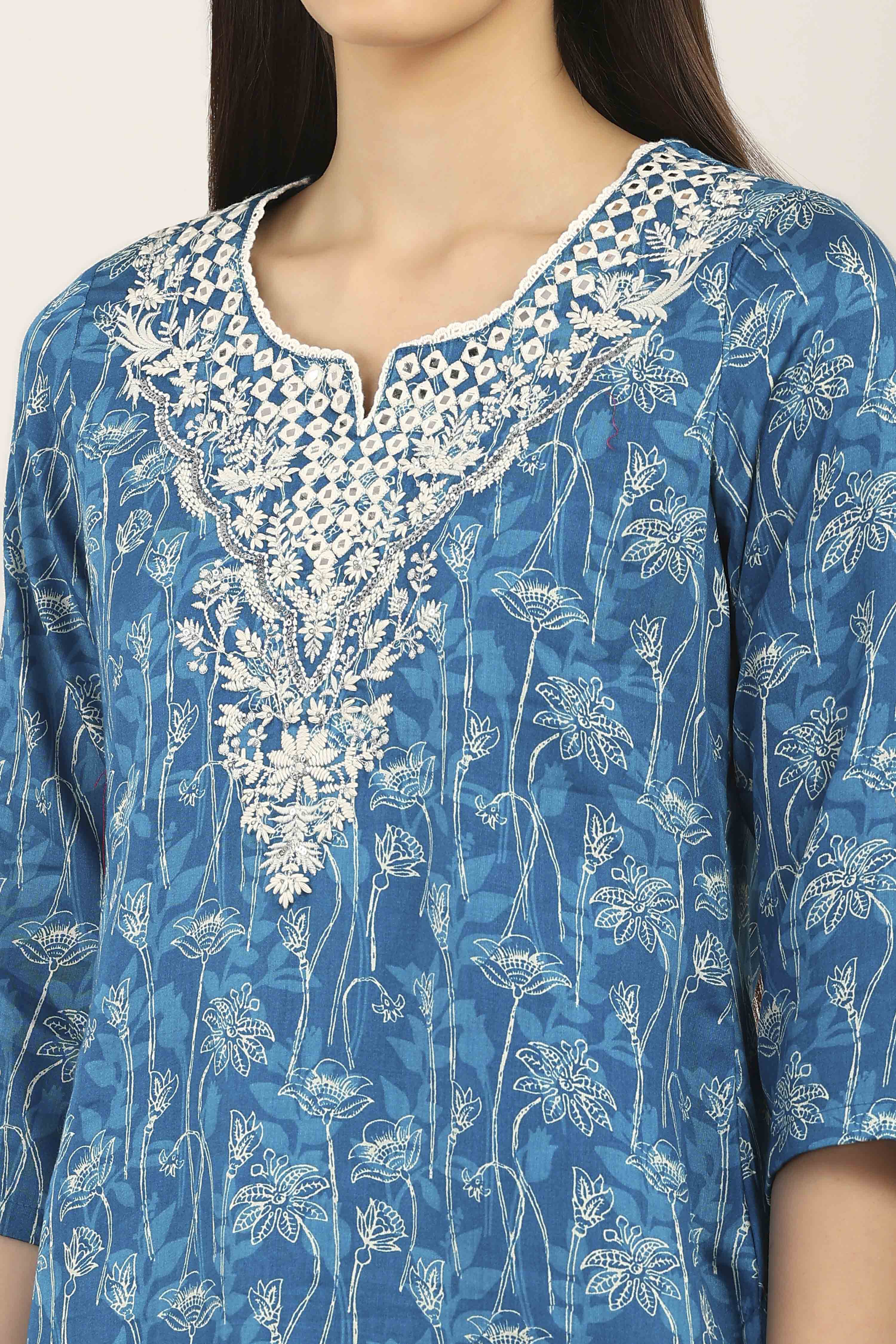 Red Cotton Straight Suit Sets image number 1