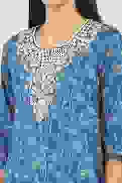 Green Cotton Straight Suit Sets image number 1