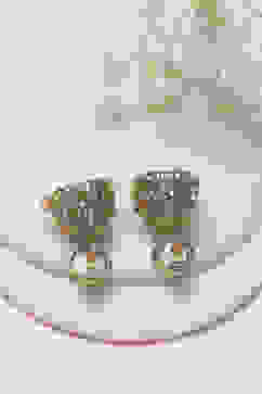 Gold Alloy Jhumka image number 2