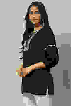 Black Rayon Straight Top image number 2