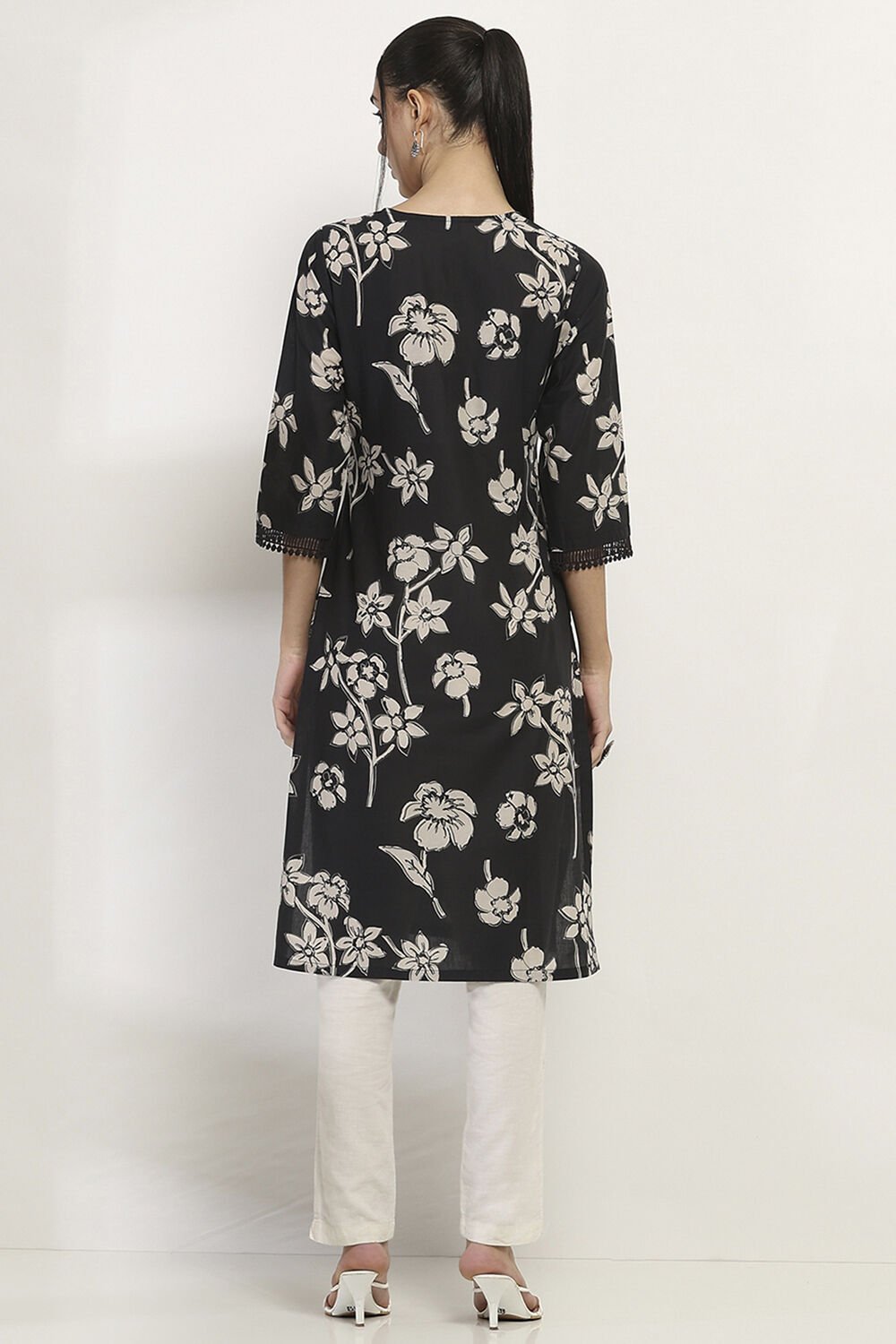 Black Cotton Printed Straight Kurta image number 3