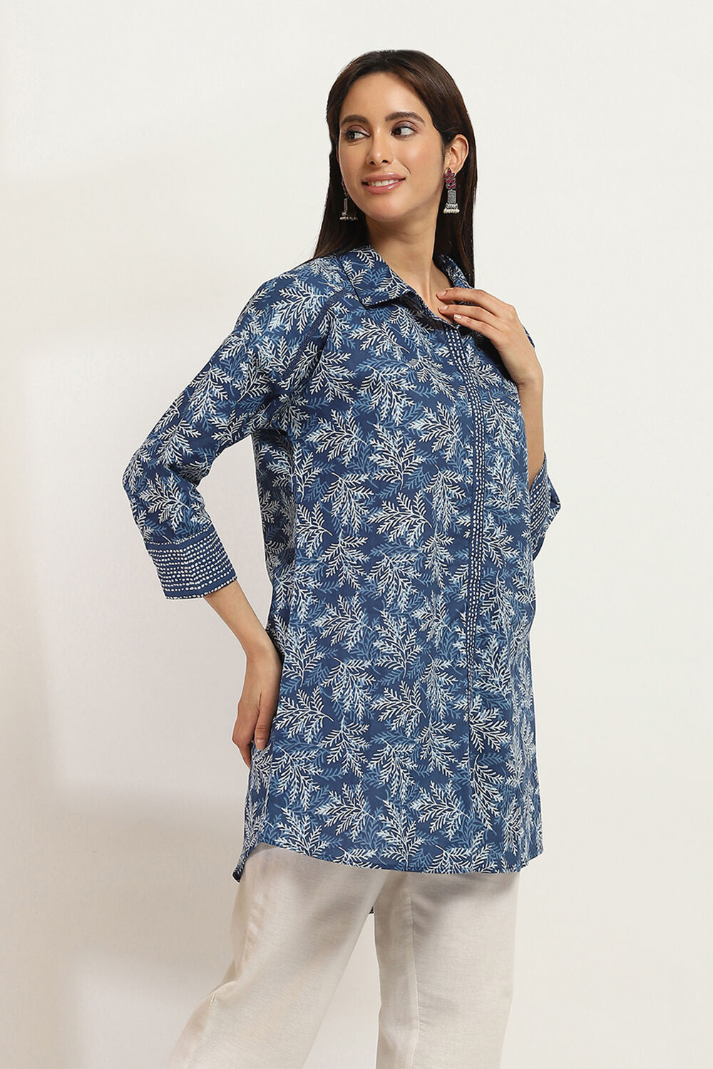 Indigo Cotton Straight Kurti image number 4