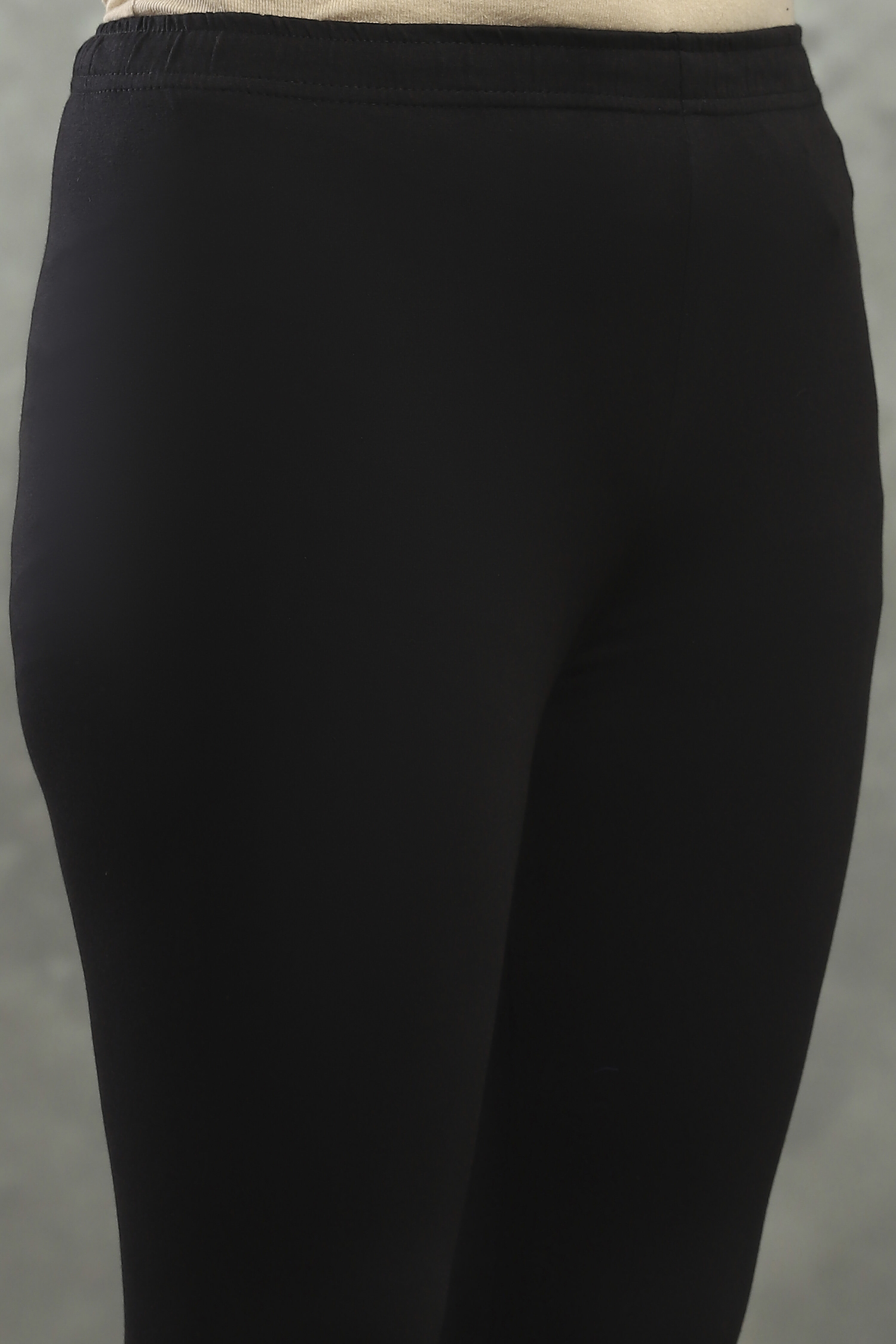 Black Viscose Straight Kurta Pants Set image number 2