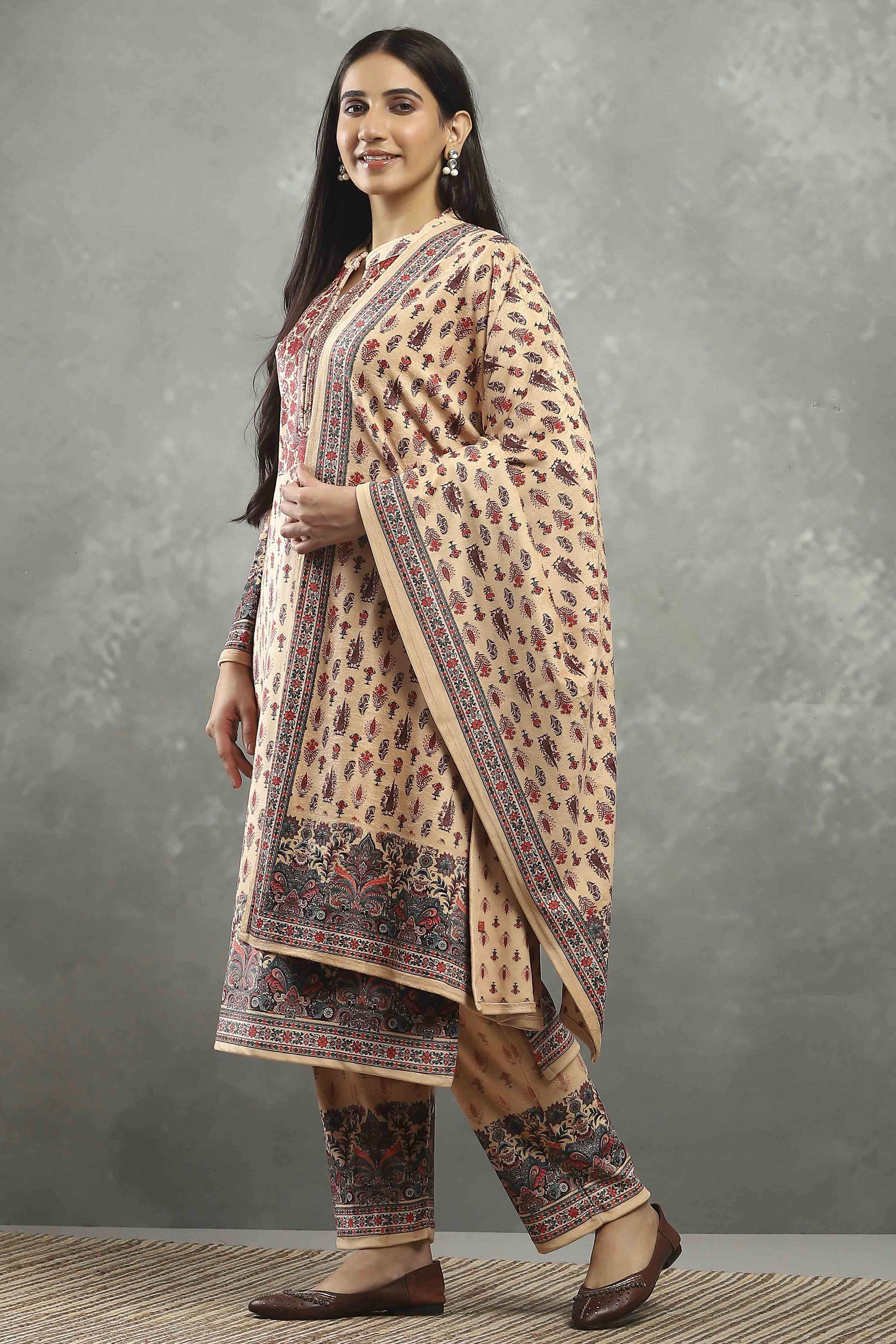 Beige Polyester Printed Straight Suit Set image number 3