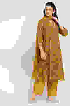 Yellow Cotton Blend Straight Suit Set image number 5