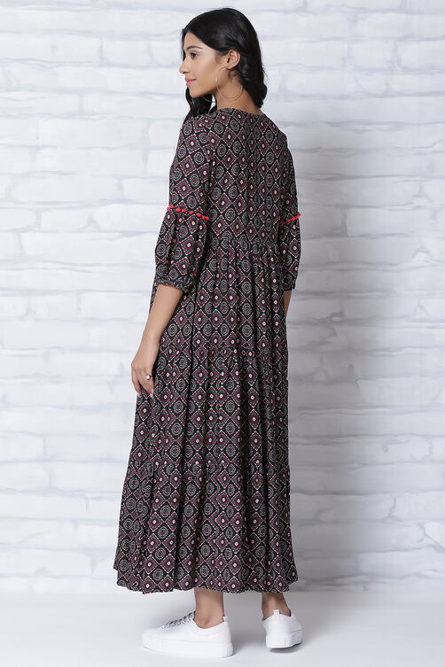 Black LIVA Tiered Dress image number 5