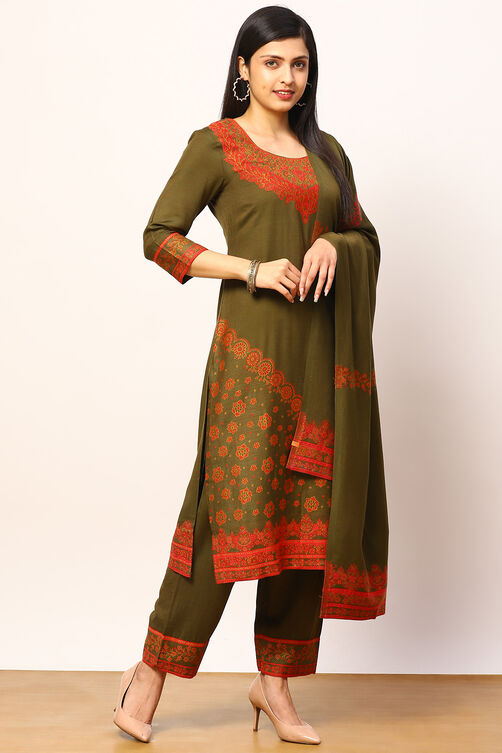 Olive Green Acrylic Straight Suit Set image number 5