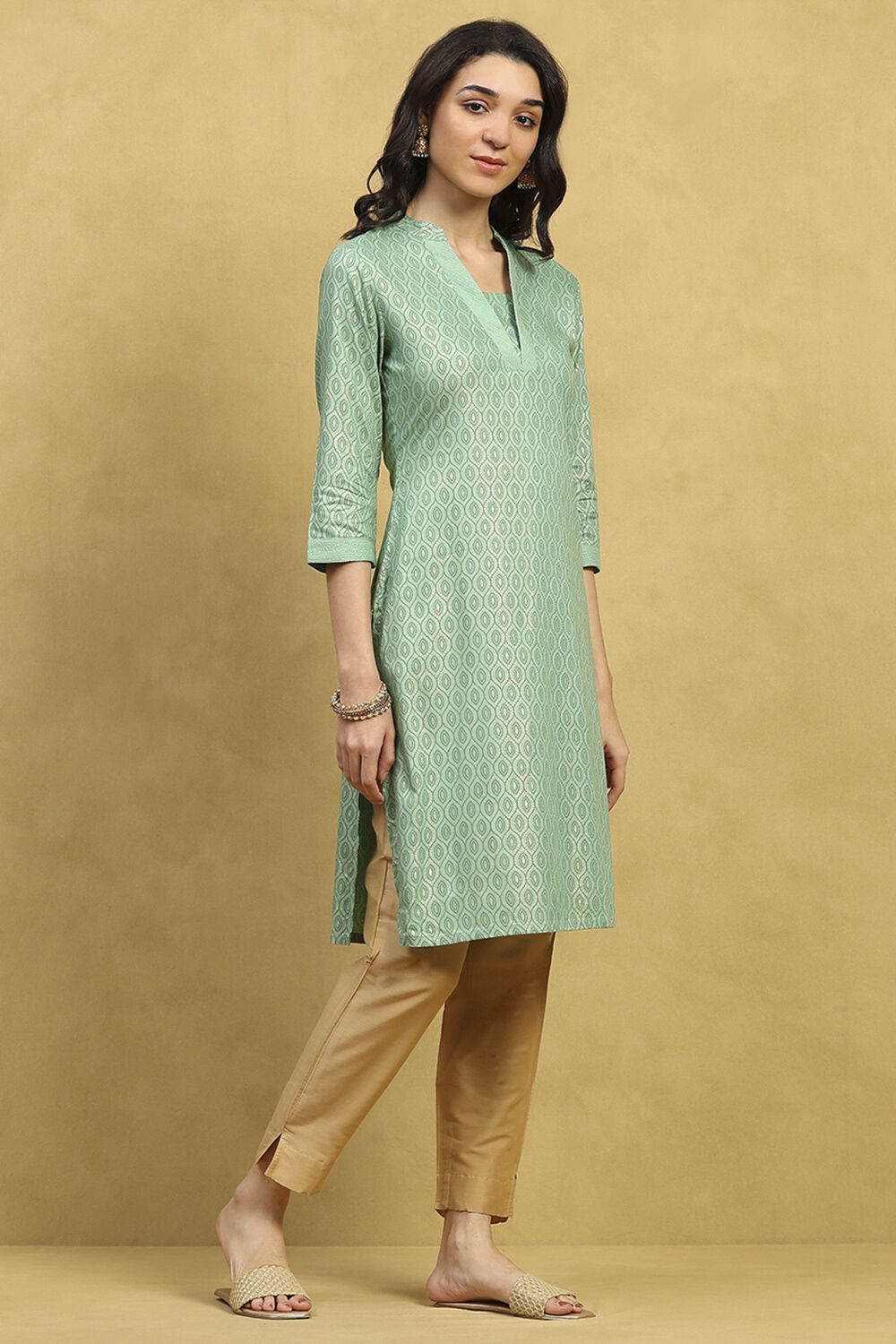 Green Printed Straight Kurta image number 4