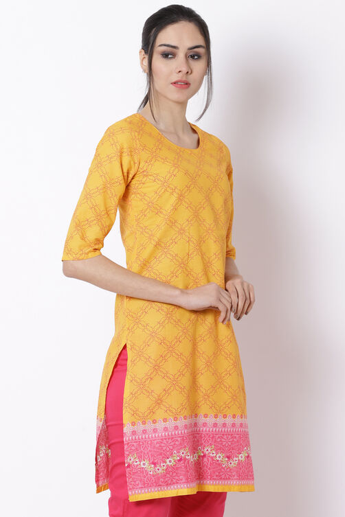 Yellow Cotton Straight Kurta image number 4