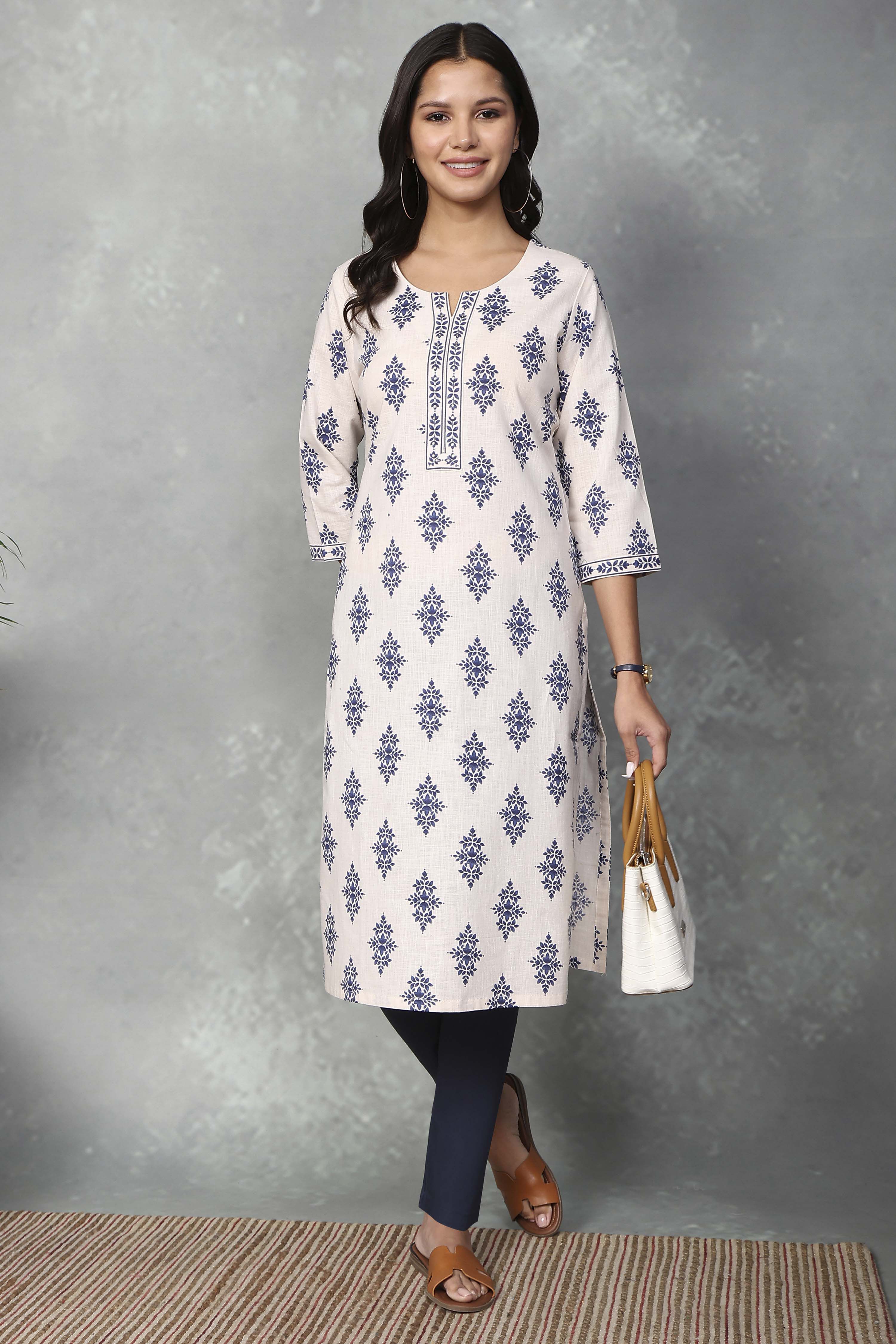 Off-White Cotton Printed Straight Kurta image number 0