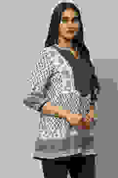 Black Rayon Indie Top image number 4