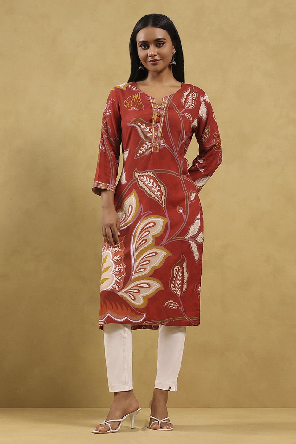 Red Viscose Rayon Printed Straight Kurta image number 5