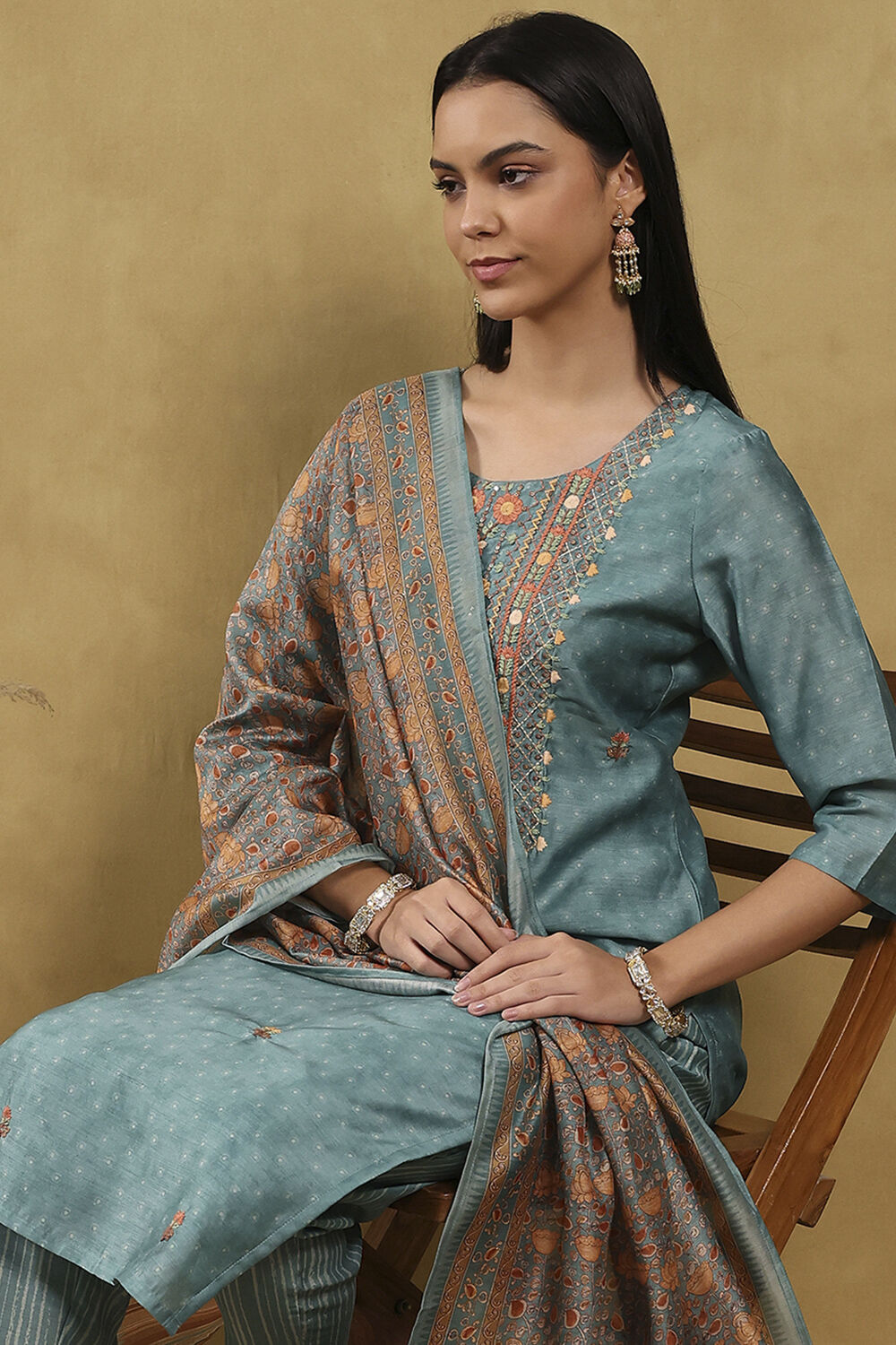 Blue Polyester Printed Straight Suit Set image number 7