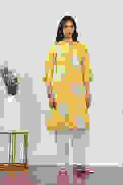 Yellow Rayon Straight Kurtas image number 5