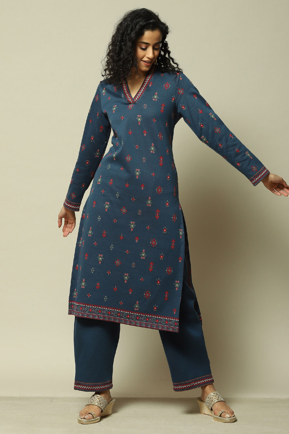 Deep Red Jacquard Straight Printed Kurta Palazzo Suit Set image number 6