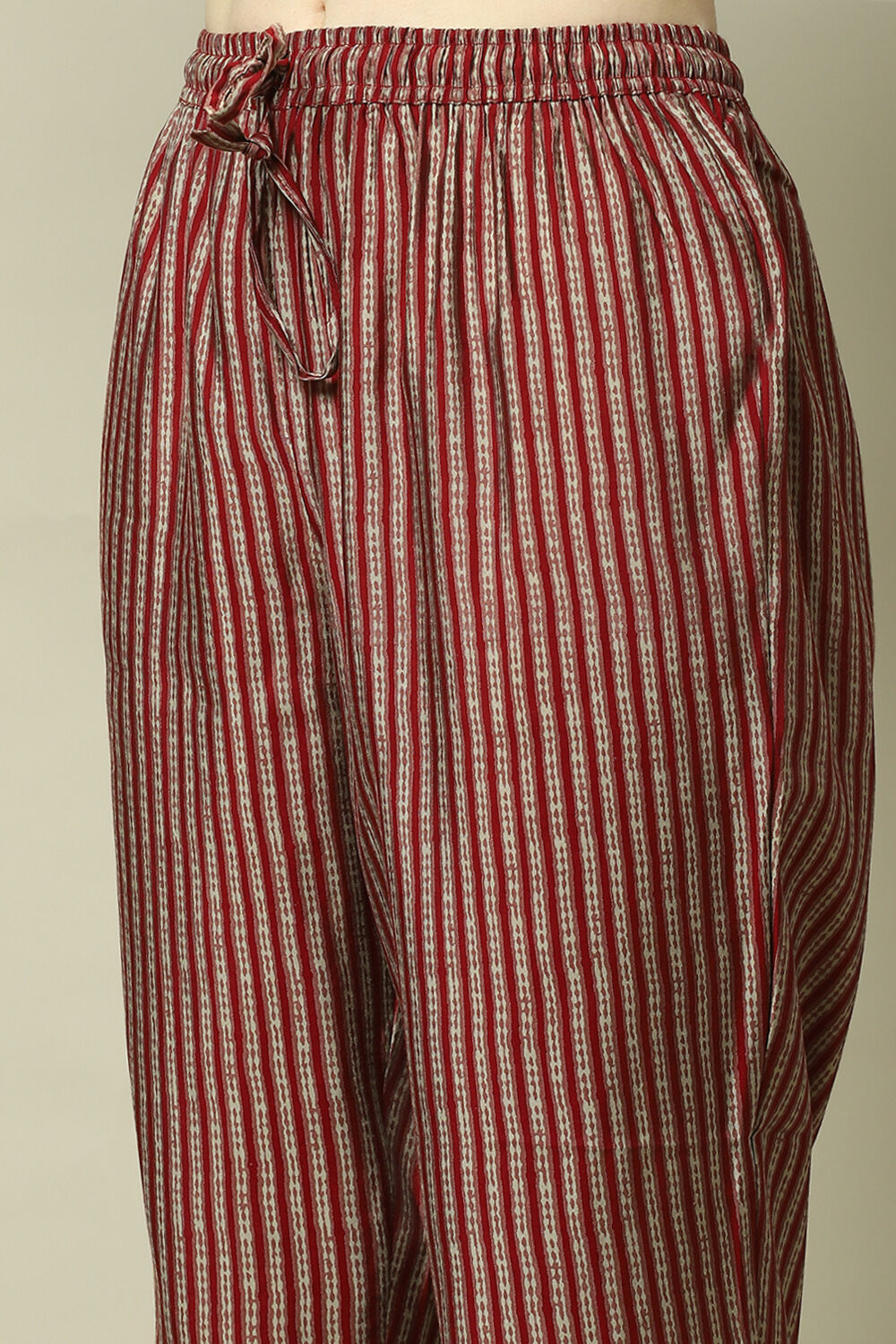 Navy Blue Viscose Printed Straight Kurta Set image number 2