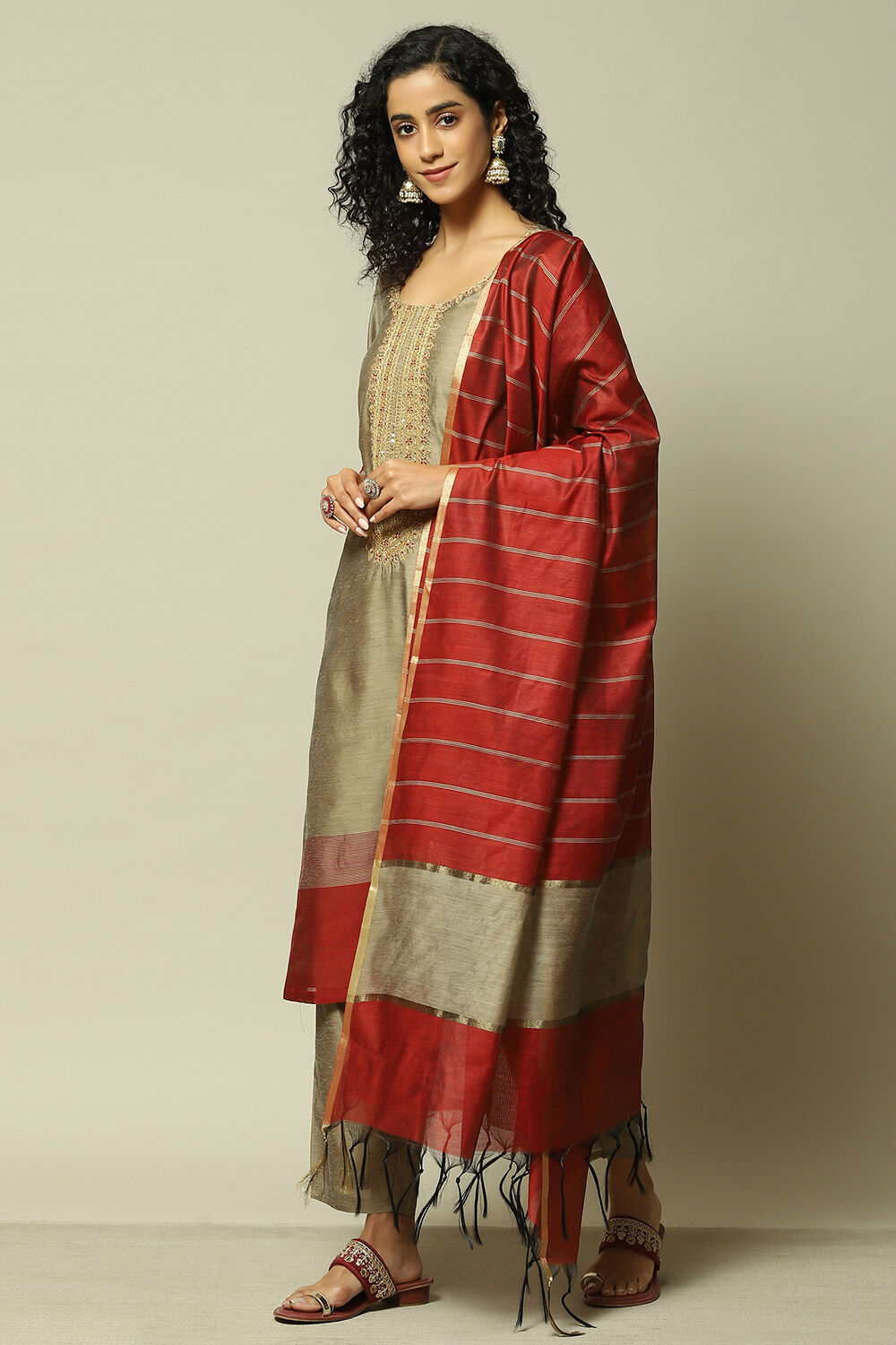 Ecru Viscose Straight Printed Kurta Palazzo Suit Set image number 4