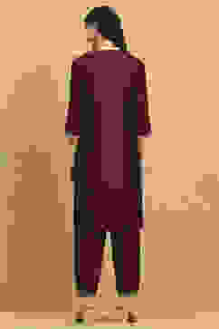 Wine Polyester Blend Solid Straight Suit Set image number 4