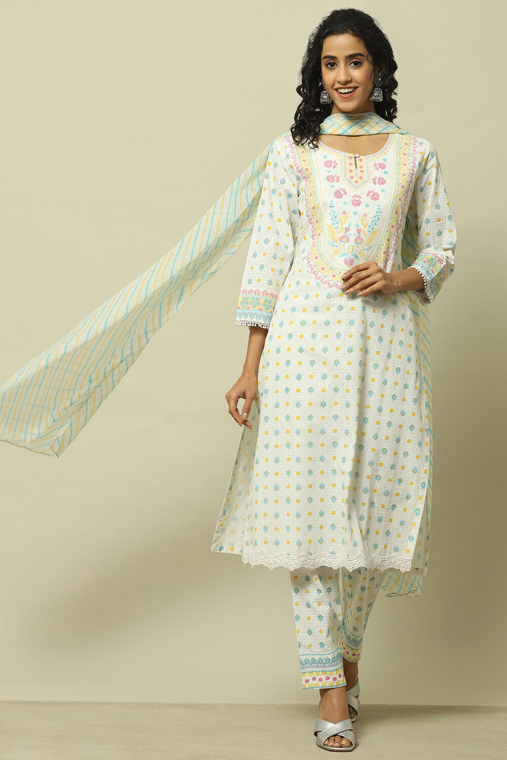 White Cambric Printed Straight Kurta & Pants Suit Set image number 7