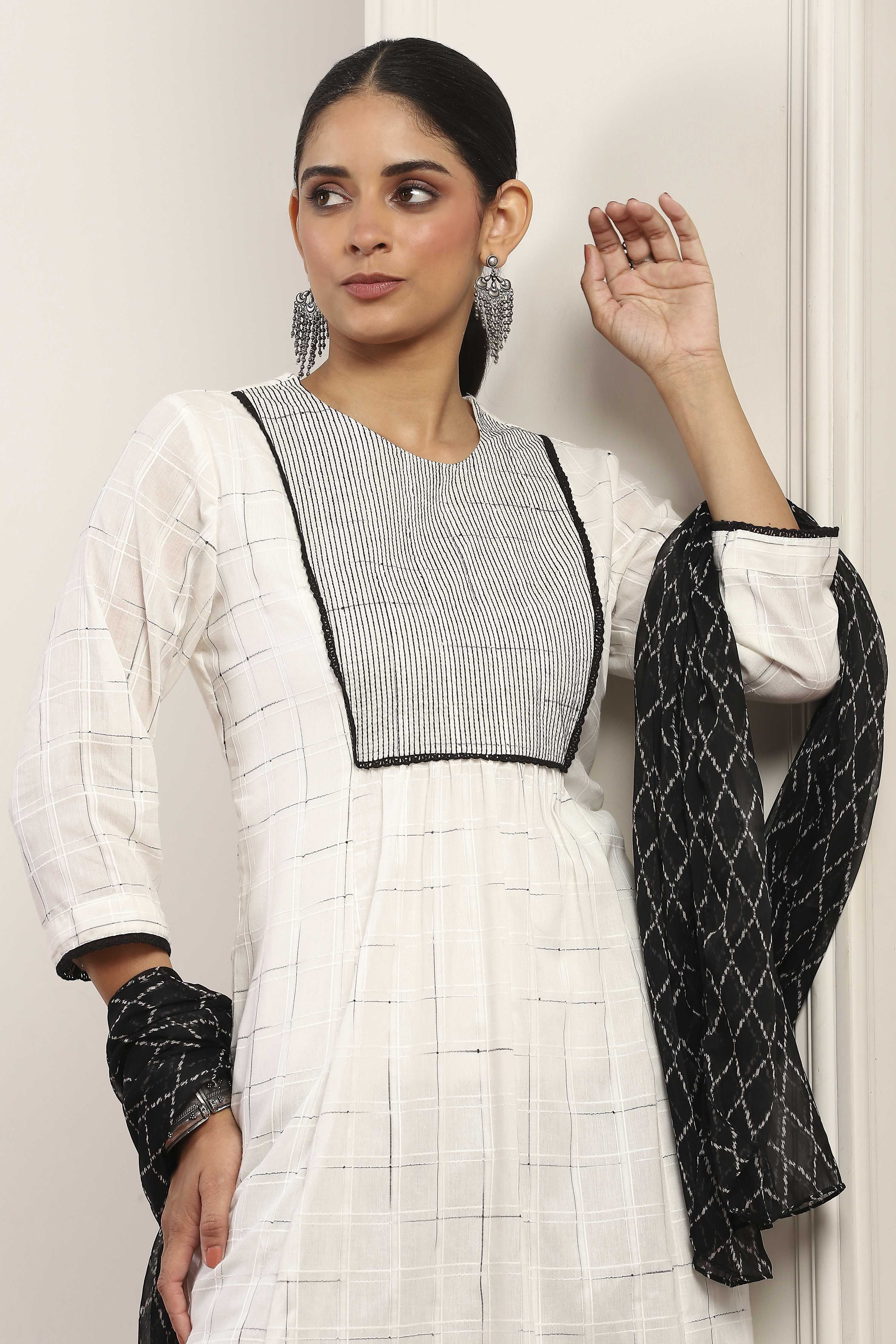 White Cotton A-Line Suit Sets image number 7
