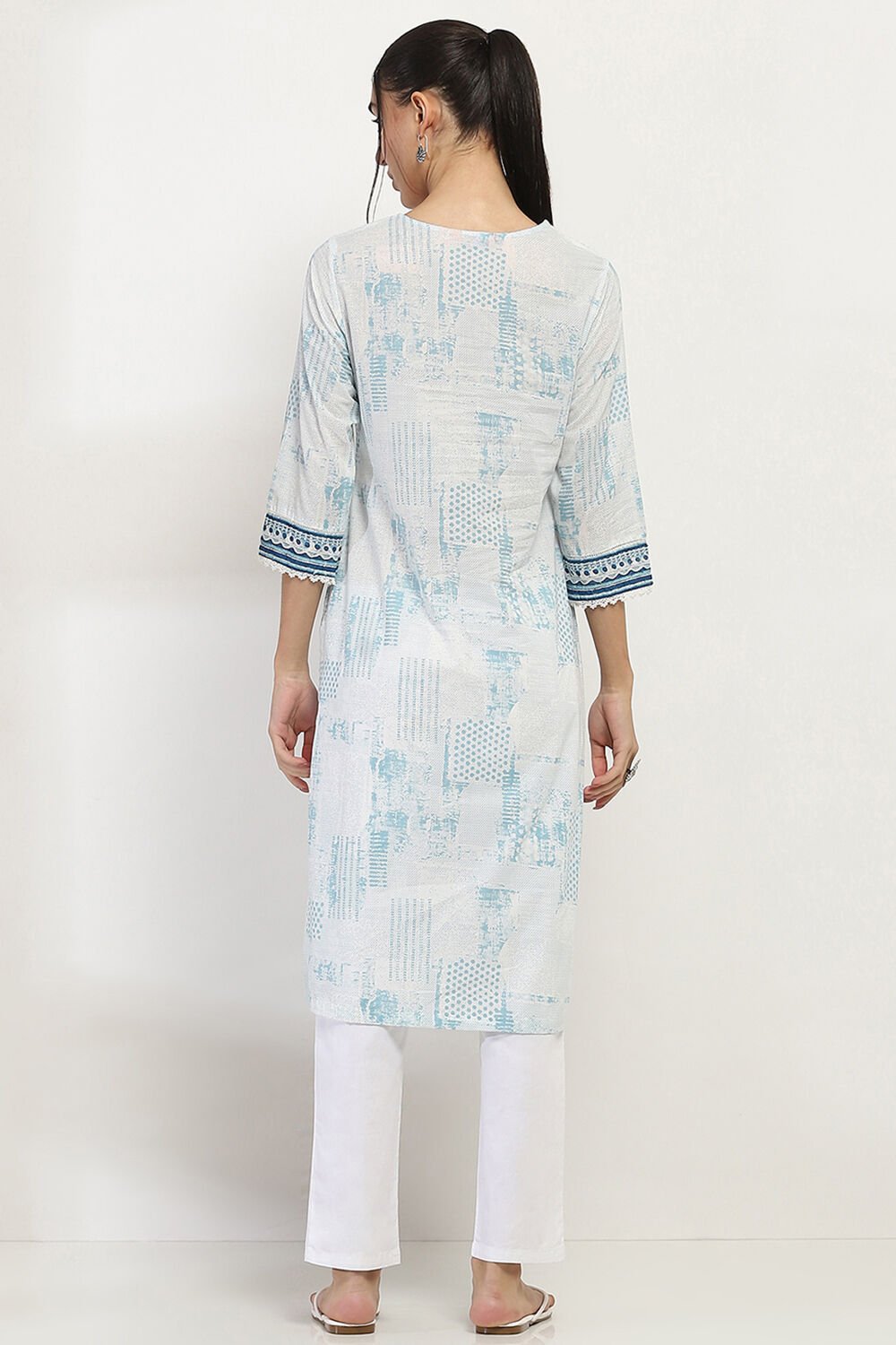 Off-White and Blue Cotton Straight Kurta image number 3