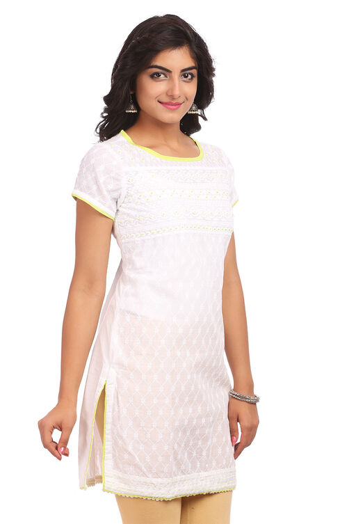 White Straight Cotton Indie Top image number 2