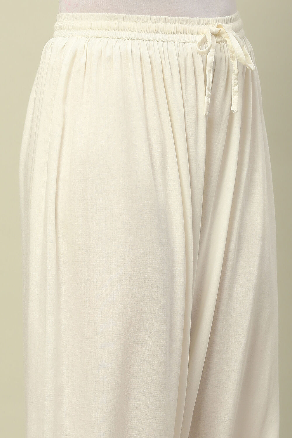 Off White Rayon Solid Regular Salwar image number 1