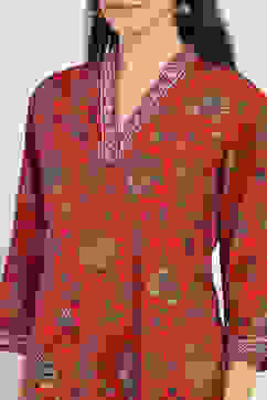 Maroon Cotton Blend Floral Straight Suit Set image number 1