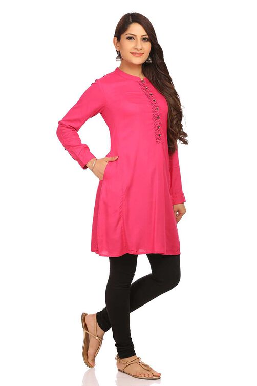 Fuschia Straight Rayon Kurta image number 1